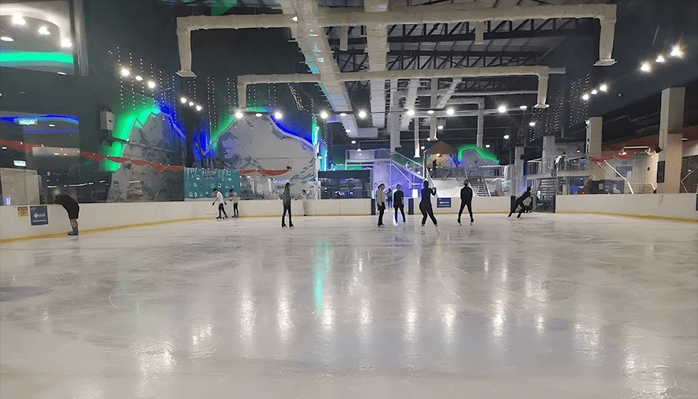 Blue Ice Snow Park @ Pavilion Bukit Jalil